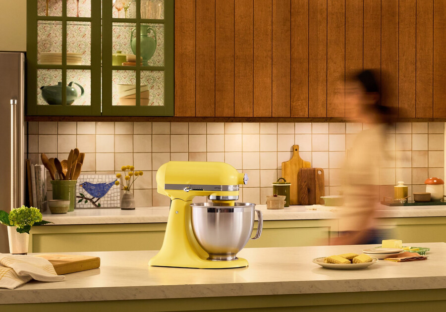 artisan standmixer mit kippbarem kopf - butter ksm195